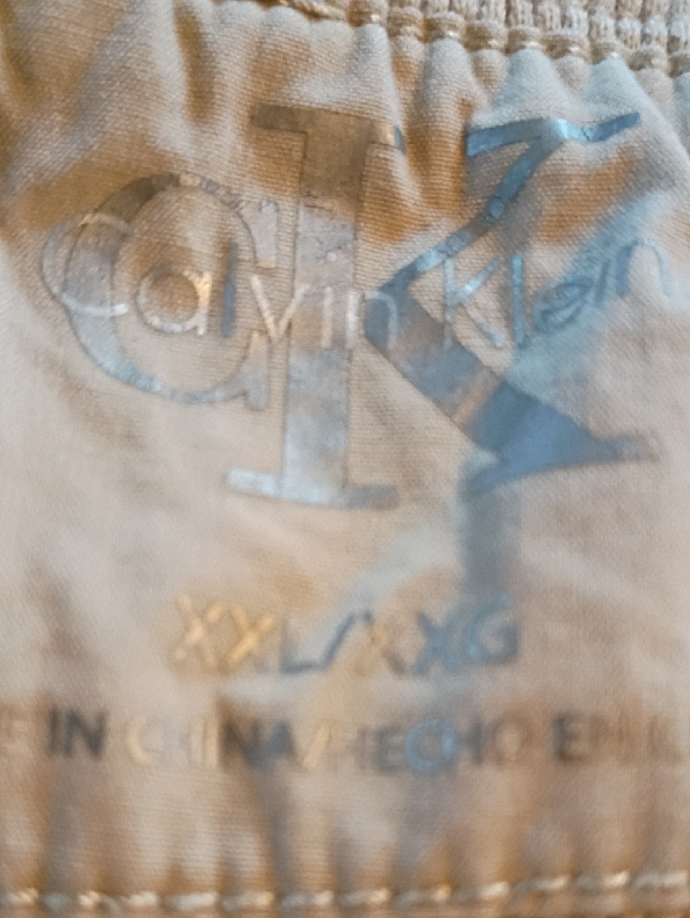 Calvin Klein Beige Cargo Capris - Picture 11 of 13